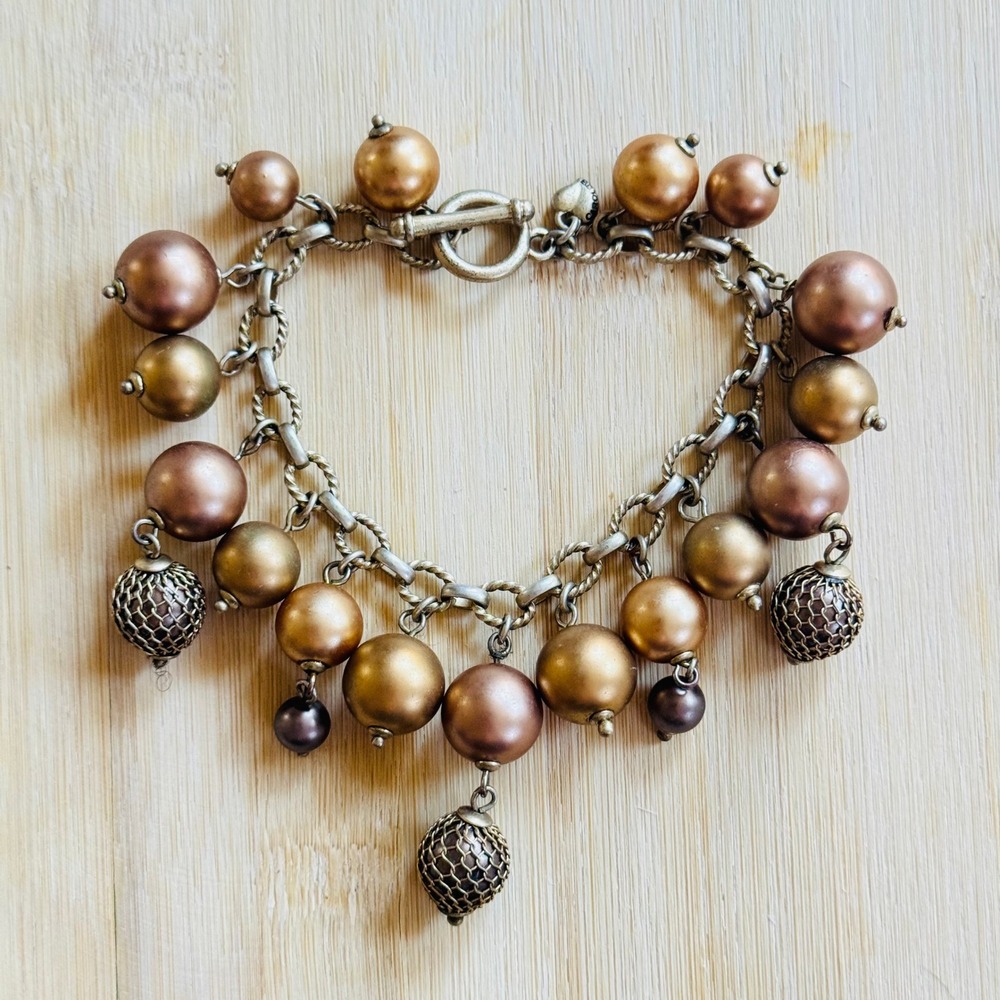 Carolee cha cha charm Bracelet VTG Regal golden Pearl Gold tone Chunky Statement